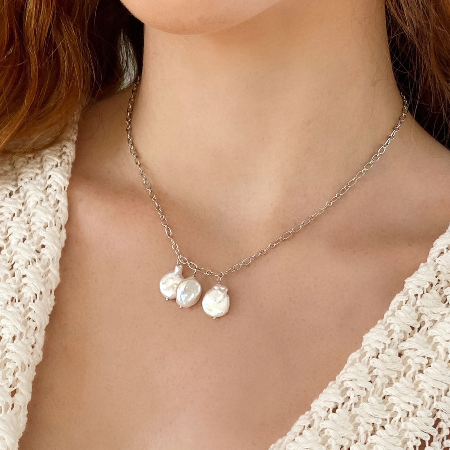 silver baroque pearls necklace