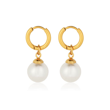 pearl classic hoops in 18k gold plated