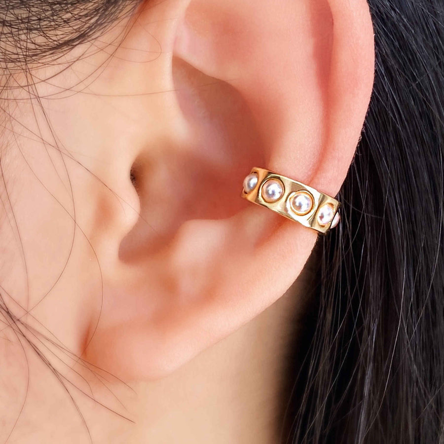 Pearl Ear Cuff in Gold - No Piercings Needed - Perfect for Stacking – Au  Revoir Les Filles