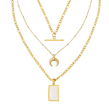 triple layered necklace set in gold