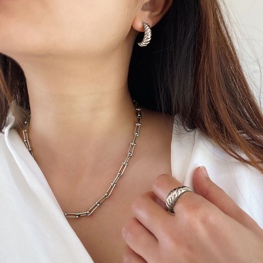 ursula hardware chain necklace in silver